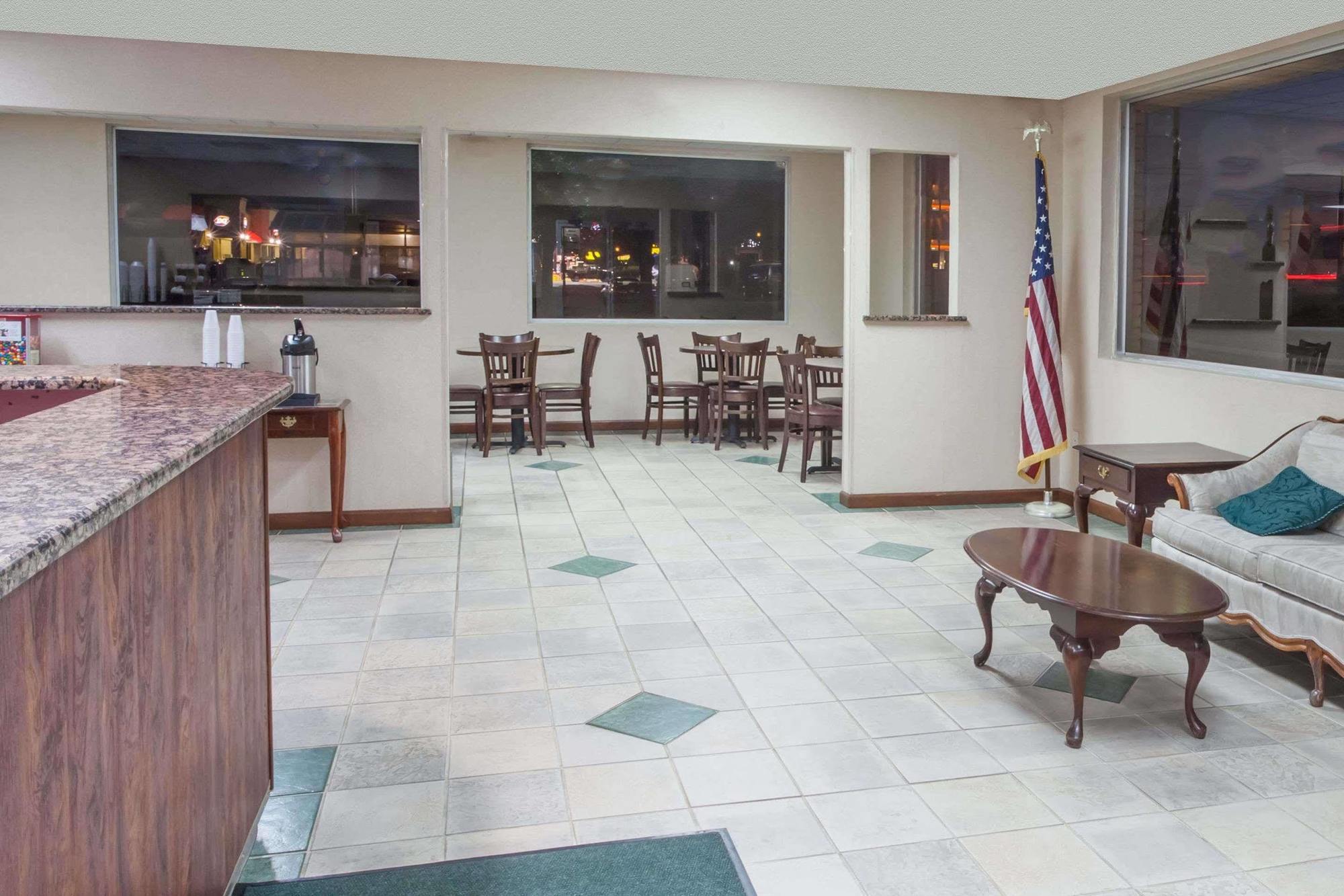 Knights Inn Lebanon Exterior photo